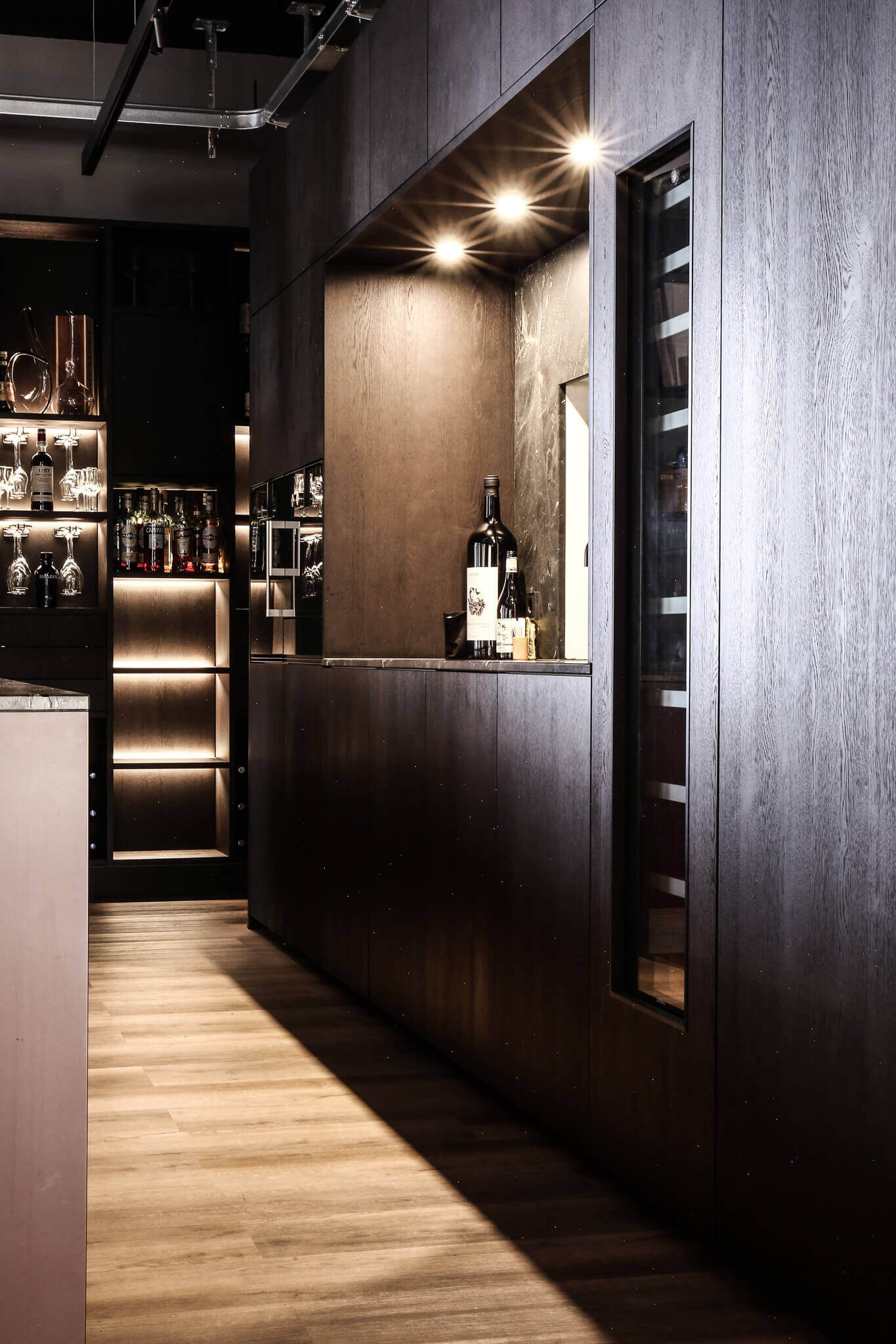 CUVINI-weinbar-vinothek-bar-küchenstudio-schwabach21 next125 Händler Schwabach Nürnberg
