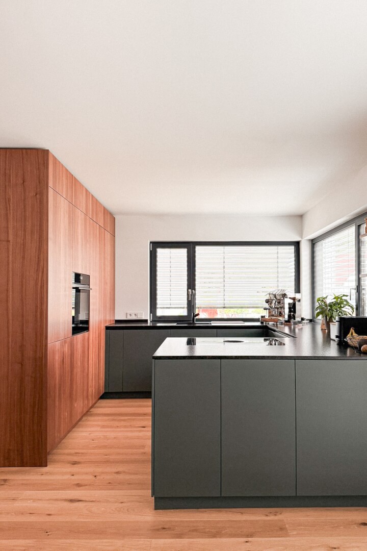 cuvini_kuechenstudio_schwabach_design_referenz_fz2